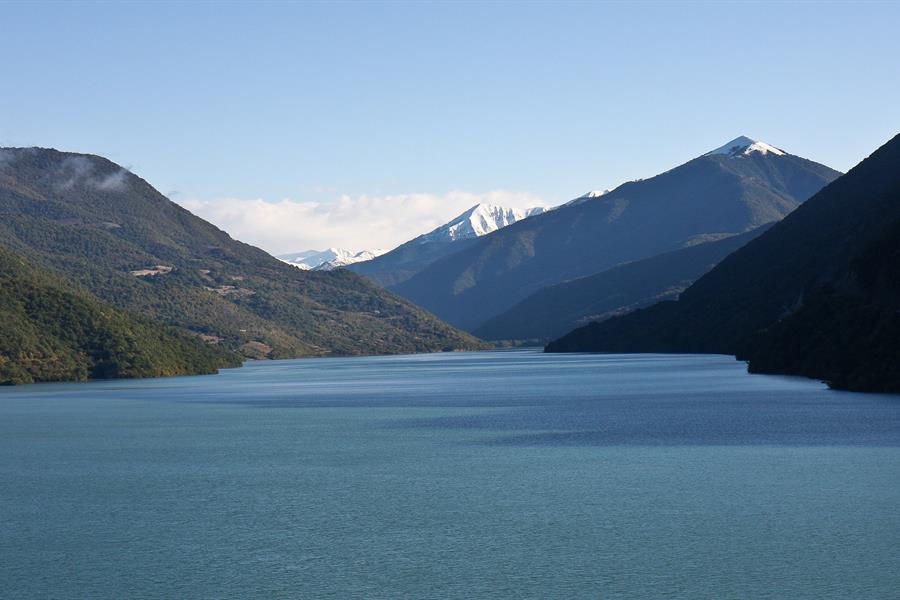 Zhinvali Reservoir, Georgia Zhinvali Reservoir, Georgia