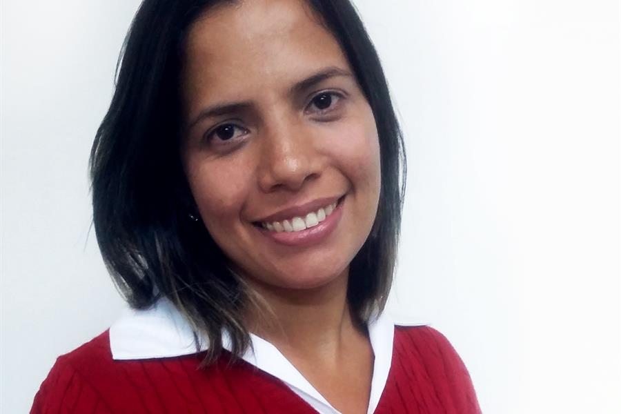 Adriana-Sousa Adriana Sousa