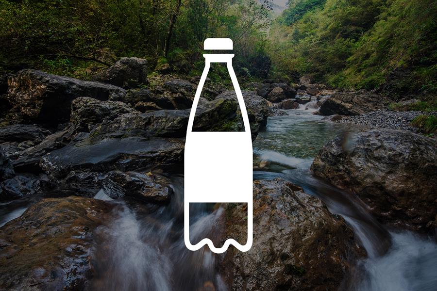 ci_71528352 Green_Living_Tips_Water_Bottle